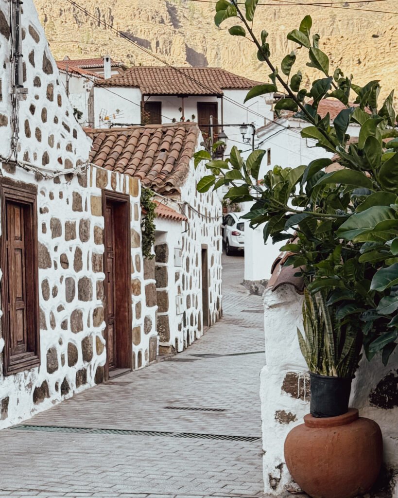 gran canaria typowa uliczka