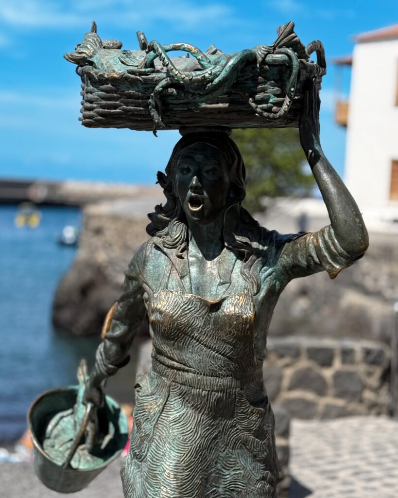 Puerto de la Cruz monument in the port